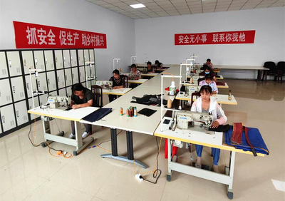 滿德堂村幸?；ブ豪锏南浒庸S。高雷攝