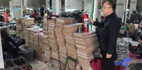 玉山縣樟村鎮(zhèn)開展三月份 安全防范警示日 活動(dòng) 圖